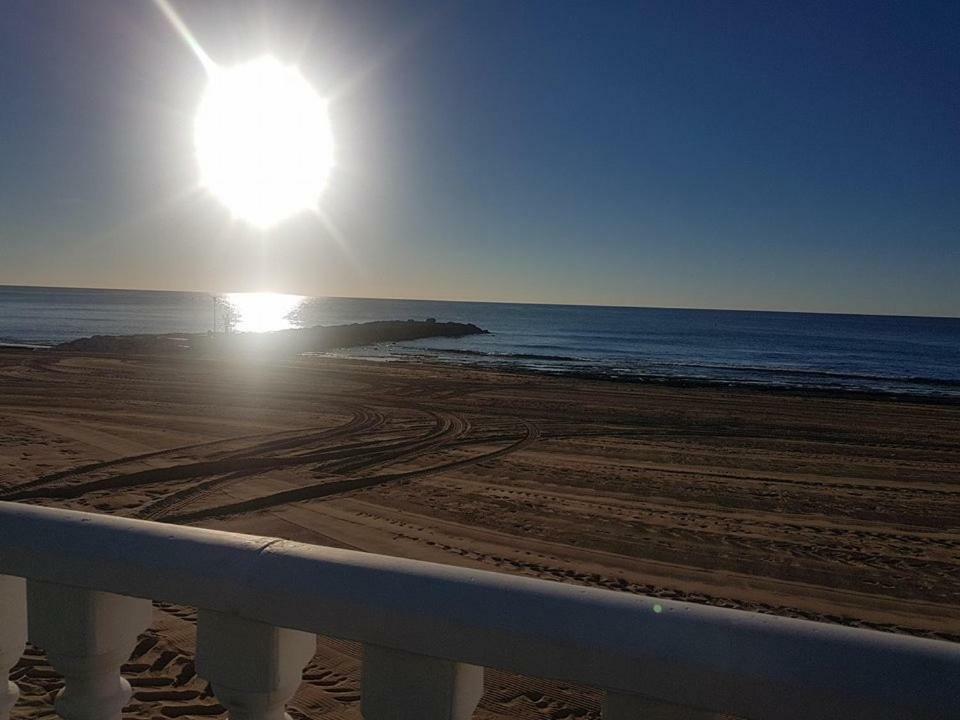Apartamento La Playa Blanca 1 Orbiplaya, Pool, Beach Front, Wifi Torrevieja Exterior foto